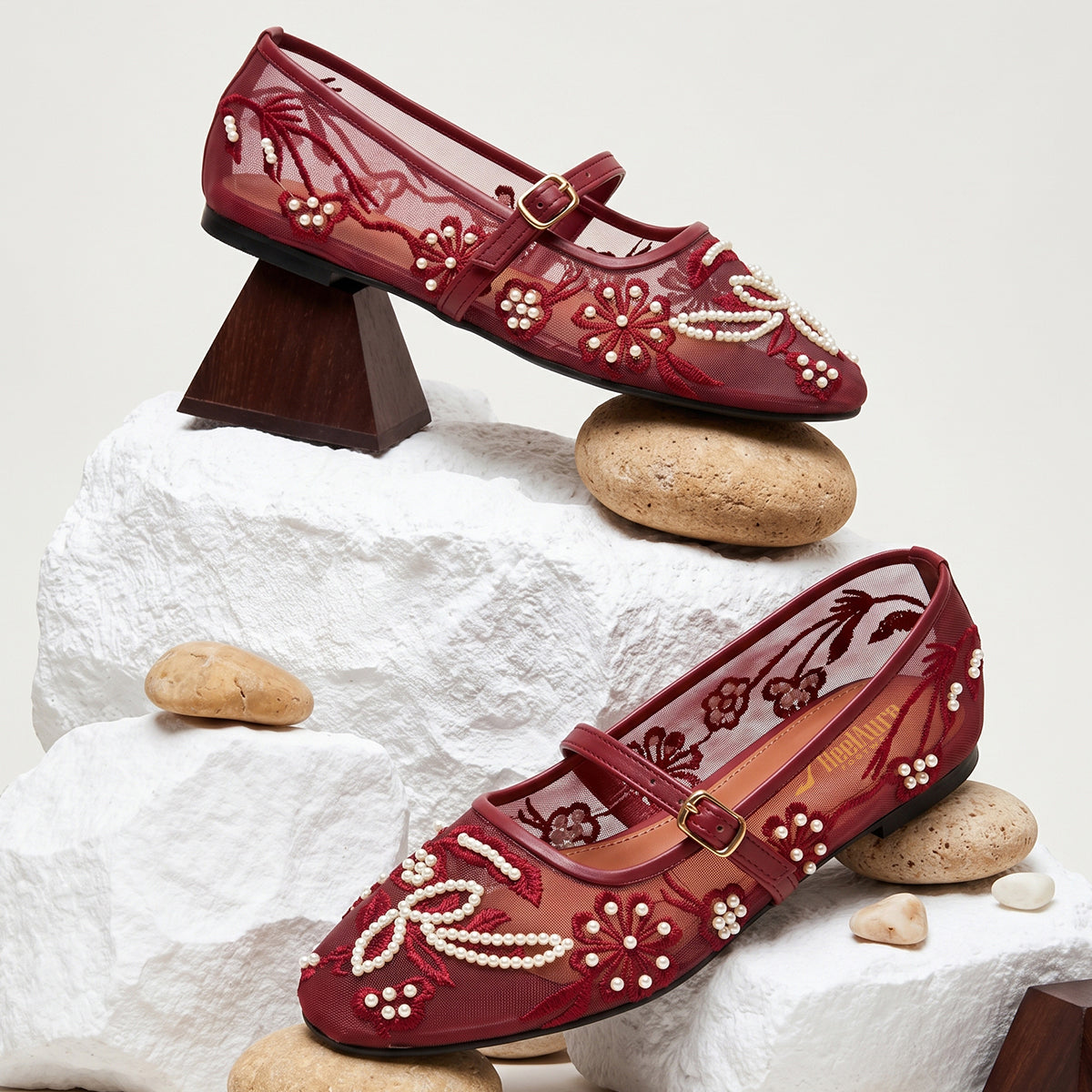 KURT GEIGER RED