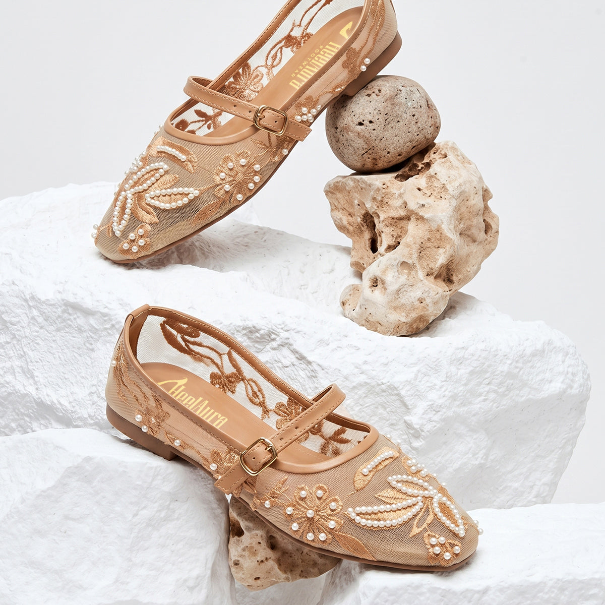 KURT GEIGER BEIGE