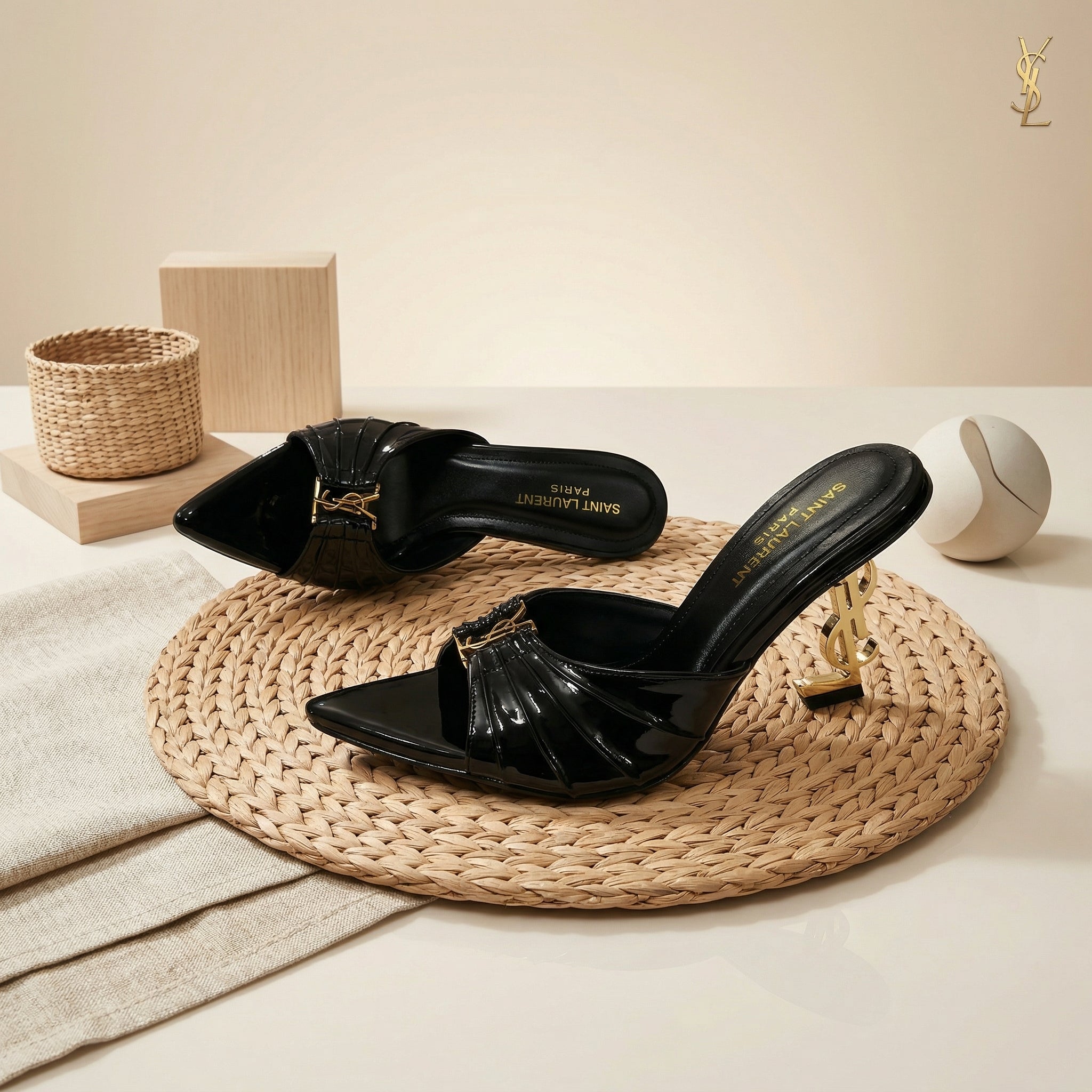 BABYLONE Patent Leather Black