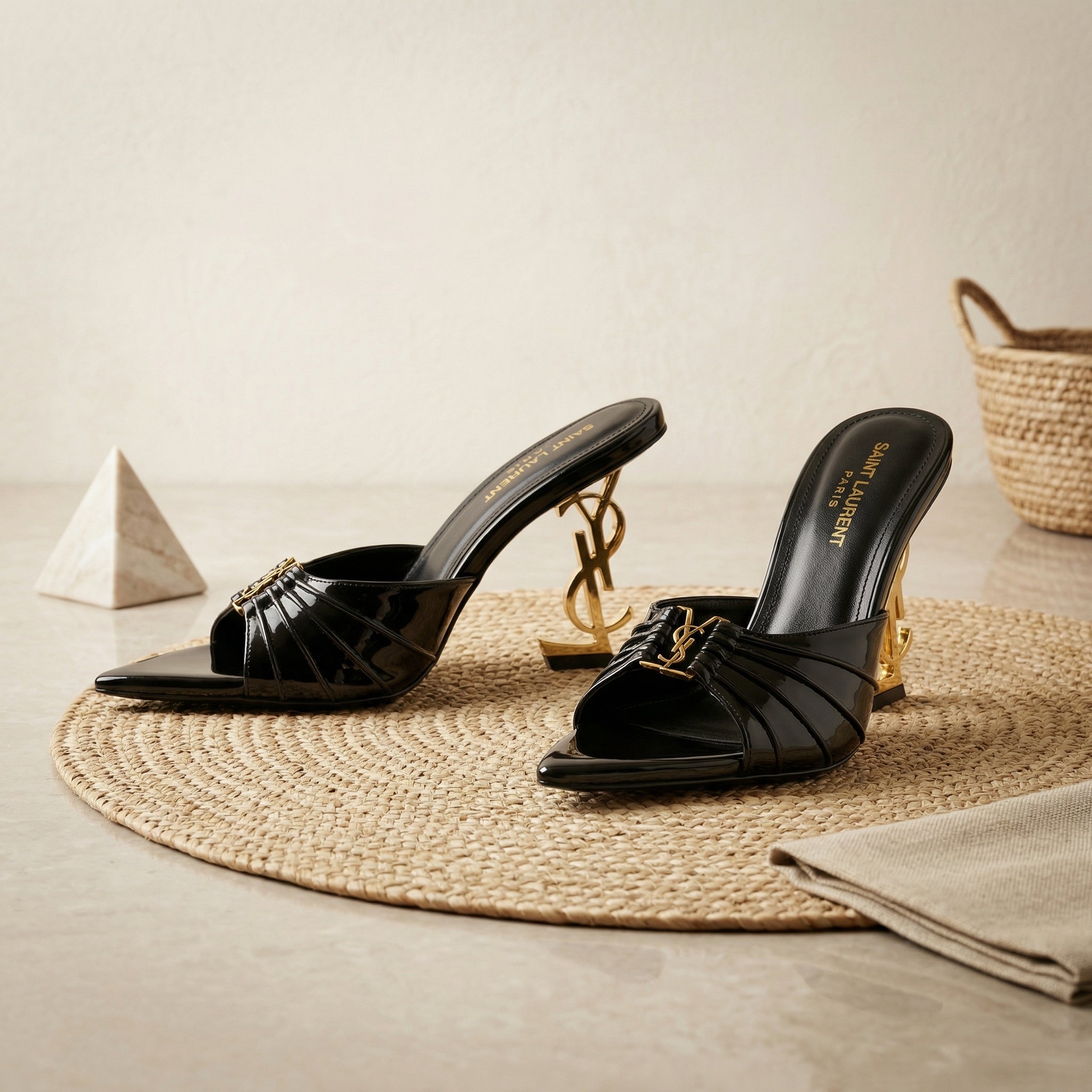 BABYLONE Patent Leather Black