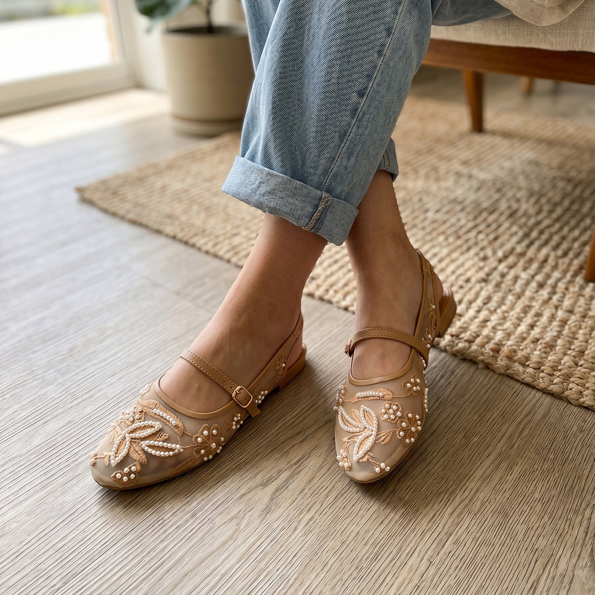 KURT GEIGER BEIGE