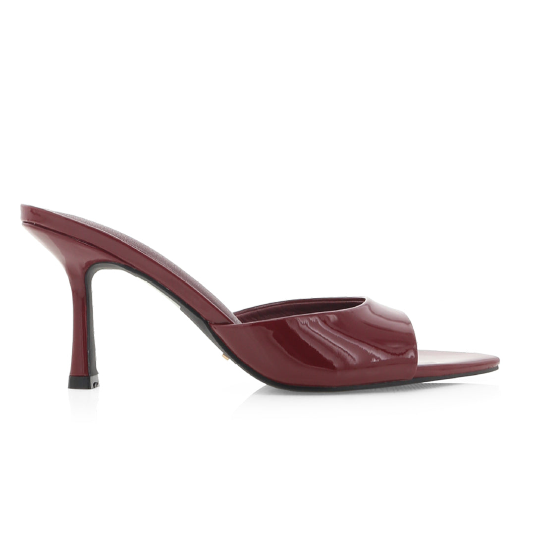 Maroon Muse
